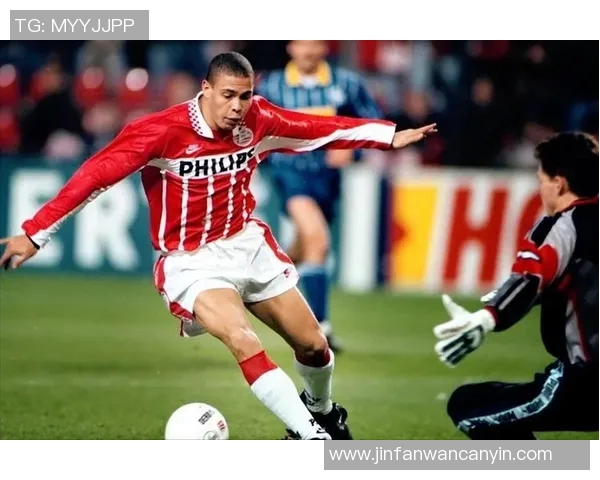 当前世界足球前十名球星排名与影响力解析